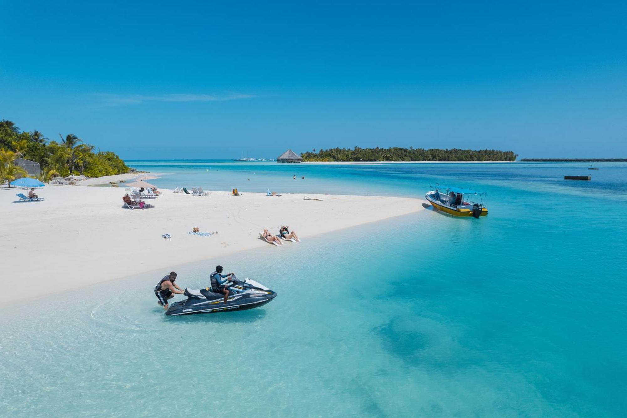 Heron Beach Hotel - The Best Maldivian Getaway In Dhiffushi,Maldives Eksteriør billede