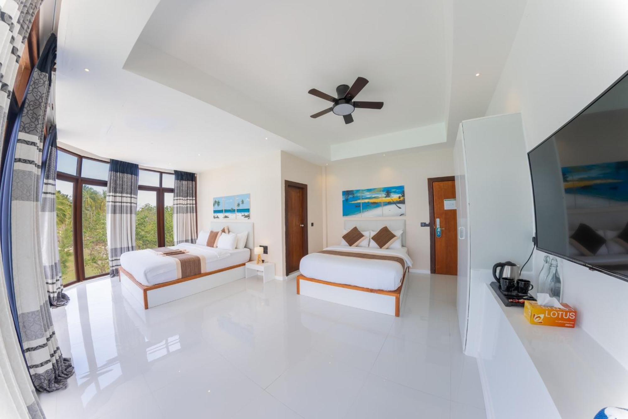 Heron Beach Hotel - The Best Maldivian Getaway In Dhiffushi,Maldives Eksteriør billede