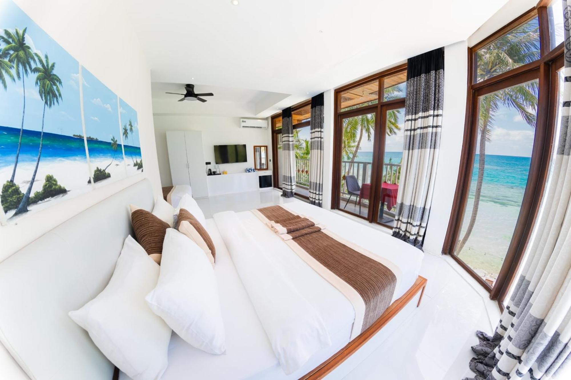 Heron Beach Hotel - The Best Maldivian Getaway In Dhiffushi,Maldives Eksteriør billede